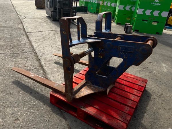 PALLET FORK ATTACHMENT........65mm PINS.......433 354784992