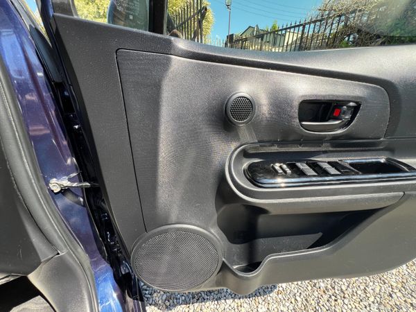 Toyota Aqua 2018 High spec 354788087