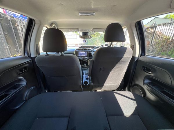 Toyota Aqua 2018 High spec 354788113