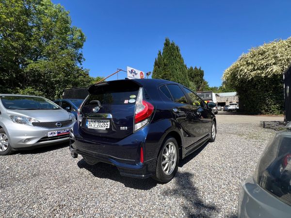 Toyota Aqua 2018 High spec 354788120