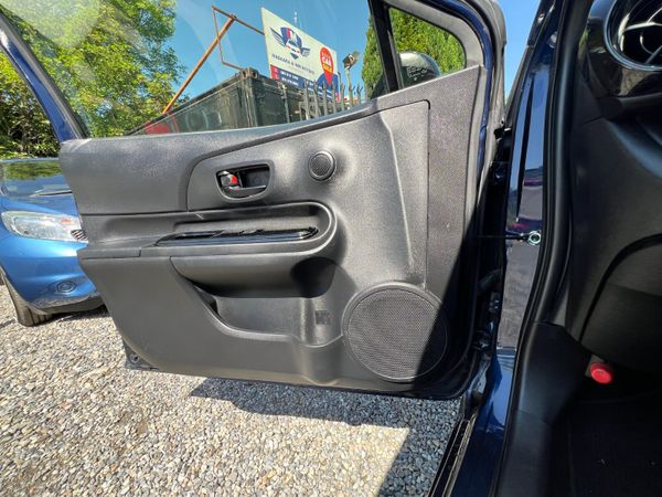 Toyota Aqua 2018 High spec 354788133