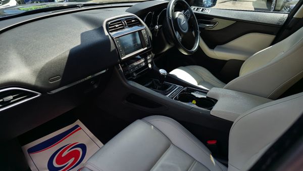 Jaguar F-Pace 2017 AA APPROVED 354788733