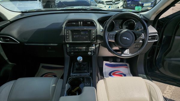 Jaguar F-Pace 2017 AA APPROVED 354788746