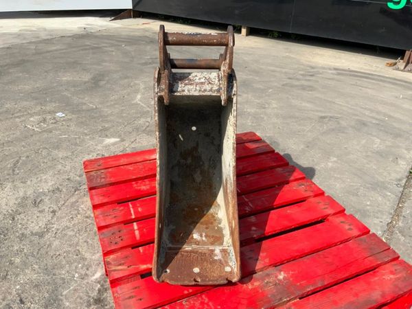 12" DIGGING BUCKET.....40mm PINS....#FOX. 354781490