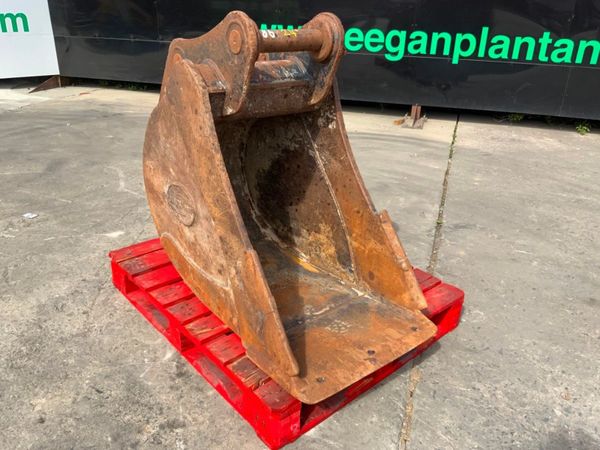24" STRICKLAND BUCKET.....65mm PINS.......186w. 354781616