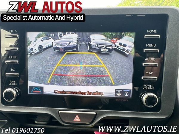 211 Toyota Yaris Hybrid 354809443