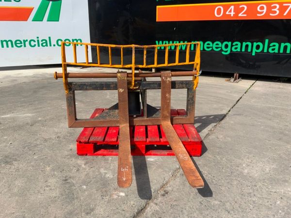 SCOTT PALLET FORK ATTACHMENTS..65mm PINS....5377. 354803594