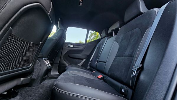 🔥 2024 Volvo XC40 Recharge RWD 354855398