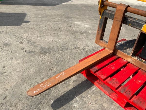 SCOTT PALLET FORKS..........65mm PINS.....5375. 354924417
