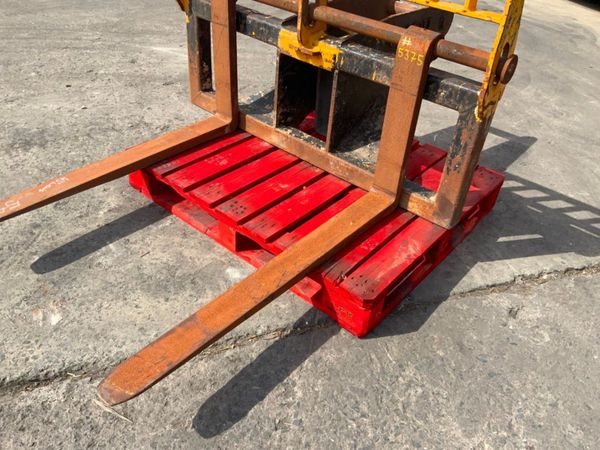 SCOTT PALLET FORKS..........65mm PINS.....5375. 354924418
