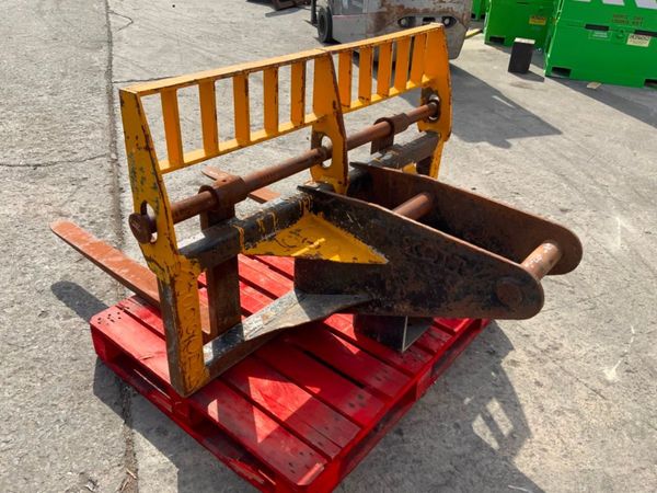 SCOTT PALLET FORKS..........65mm PINS.....5375. 354924420