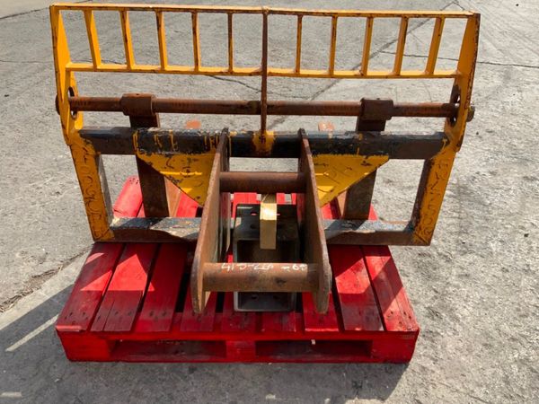 SCOTT PALLET FORKS..........65mm PINS.....5375. 354924422