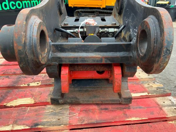 HYDRAULIC Q / HITCH....65mm PINS...13 ton....2405. 354935179