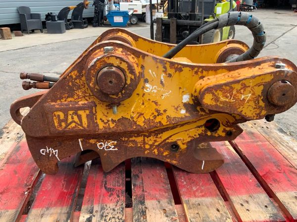 2015 CATERPILLAR Q/HITCH........65mm PINS....5922. 354935215