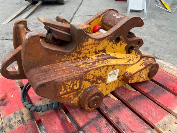 2015 CATERPILLAR Q/HITCH........65mm PINS....5922. 354935223