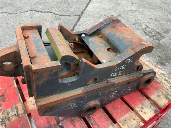 HYDRAULIC Q / HITCH....65mm PINS...13 ton....2405. 354944074