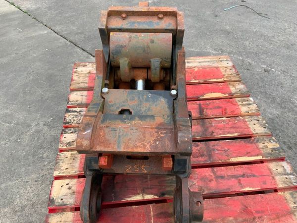 HYDRAULIC Q / HITCH....65mm PINS...13 ton....2405. 354944076