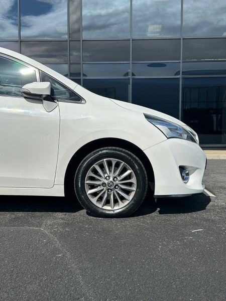Toyota Verso *7 Seater D-4D 355044717