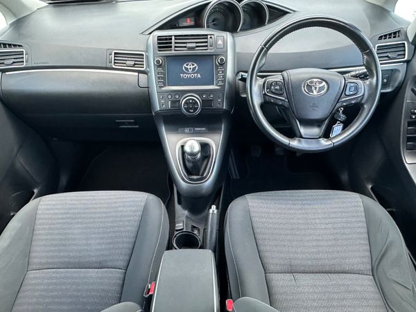 Toyota Verso *7 Seater D-4D 355044746