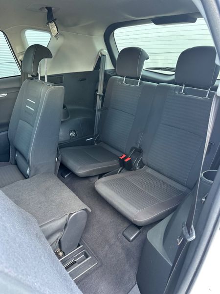 Toyota Verso *7 Seater D-4D 355044741
