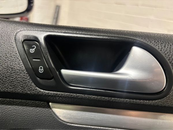 Volkswagen Golf GTI TURBO 200PS 5DR AUTO 355113835