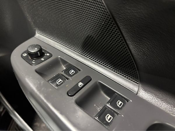 Volkswagen Golf GTI TURBO 200PS 5DR AUTO 355113836