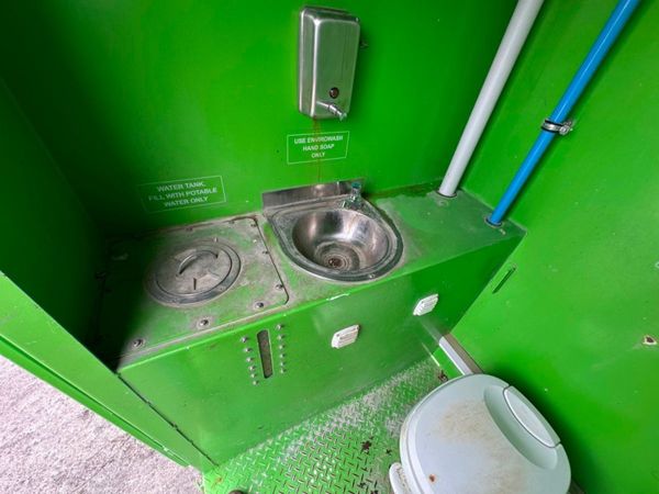 MINEARC  CONTAINED PORTABLE TOILET...ets451 355157142