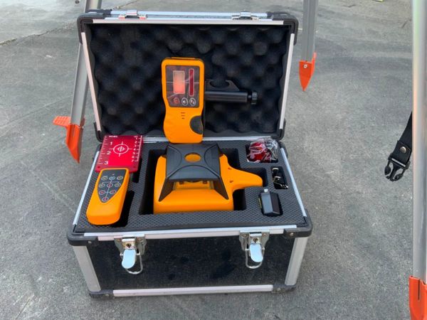SELF ADJUSTING ROTARY SITE LASER LEVEL..363. 355159860