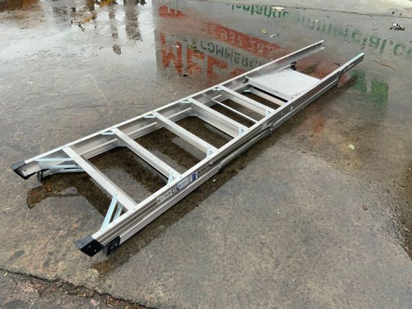 ALUMINIUM ACCESS PLATFORM LADDER.......443 / 2 355166368