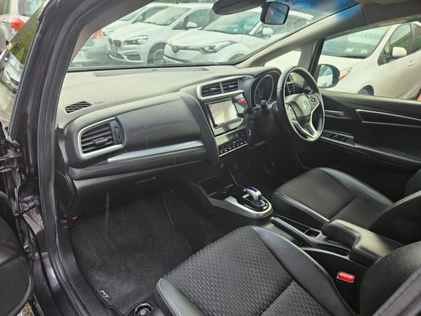 2016 Honda Fit Hybrid Automatic/ Leather Spec 355244882
