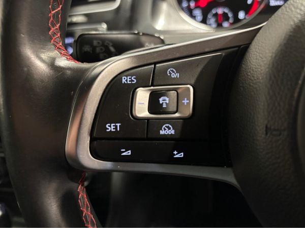 Volkswagen Golf GTI DSG 220BHP 5DR 355241156
