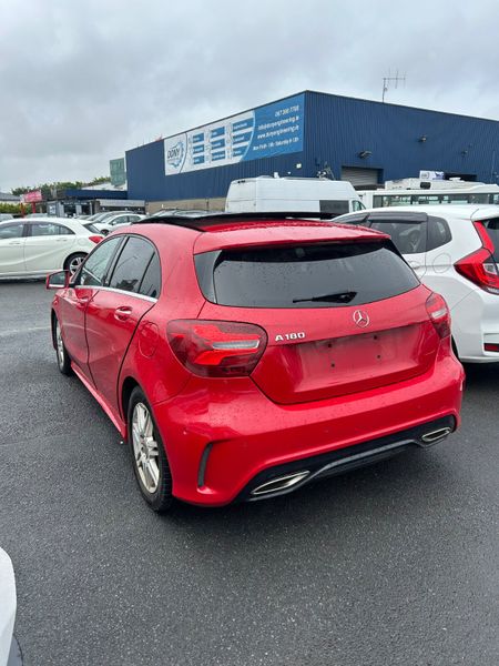 Mercedes A class Sunroof high specs 355286568