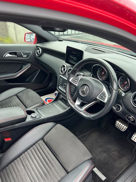 Mercedes A class Sunroof high specs 355286605
