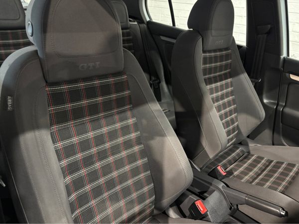 Volkswagen Golf GTI TURBO 200PS 5DR AUTO 355281957