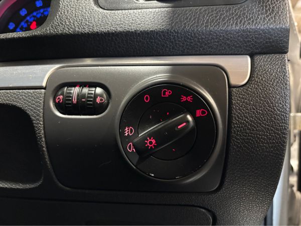 Volkswagen Golf GTI TURBO 200PS 5DR AUTO 355281971