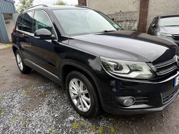 Volkswagen Tiguan 2015/ Automatic 355310321