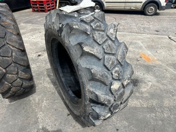 SITE MASTER JCB TELEPORTER TYRES 15.5 - 25 355455496