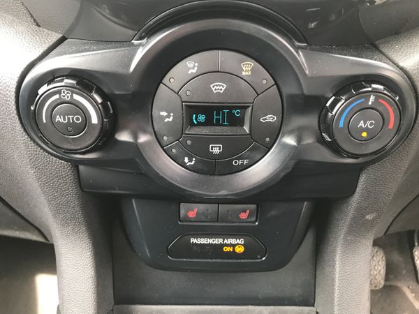 171 Ford EcoSport 1L Petrol Titanium Leather... 355465766