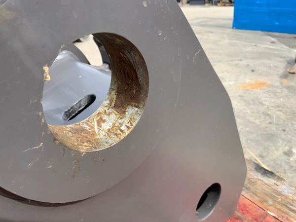 UNUSED VOLVO S1 TYPE QUICK HITCH.........7473. 355466560
