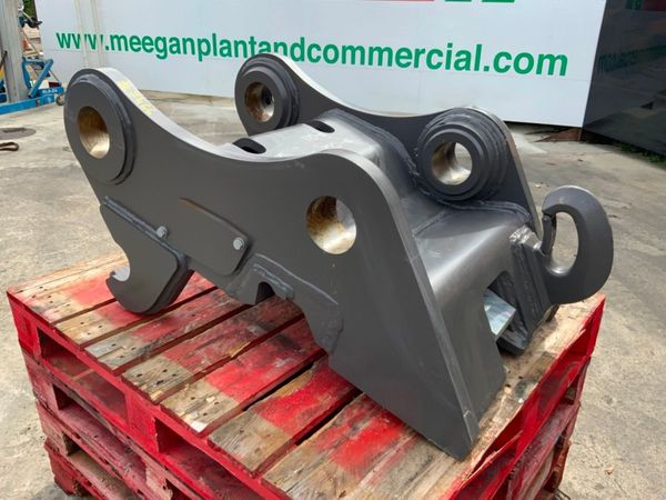 UNUSED VOLVO S3 QUICK HITCH  / COUPLER......7466. 355469507