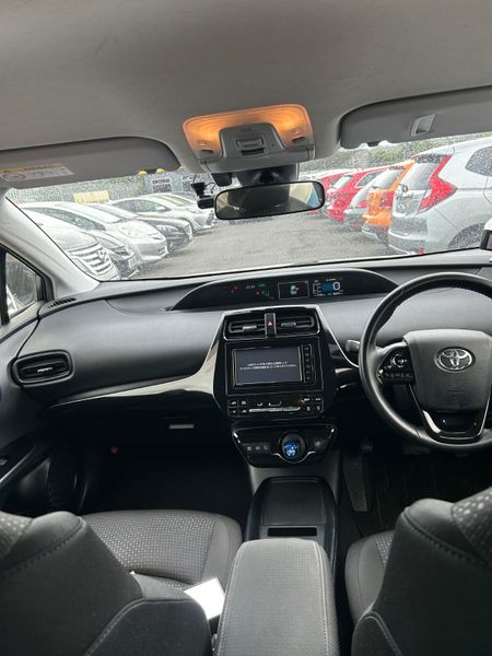 Toyota Prius hybrid auto 355509462