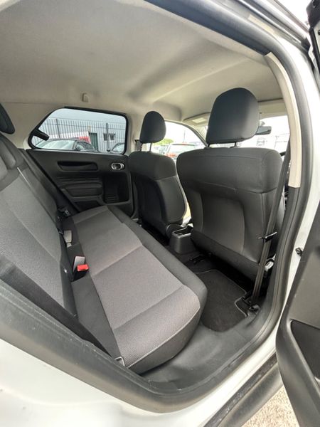 2015 Citroen C4 355580616