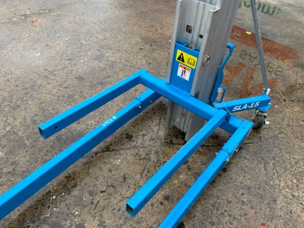 2023 GENIE SLA -15 MATERIAL LIFT........5369. 355590374
