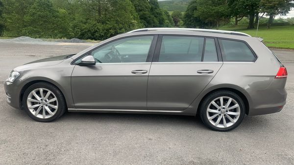 Volkswagen Golf 2015 355590971