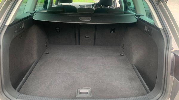 Volkswagen Golf 2015 355590984