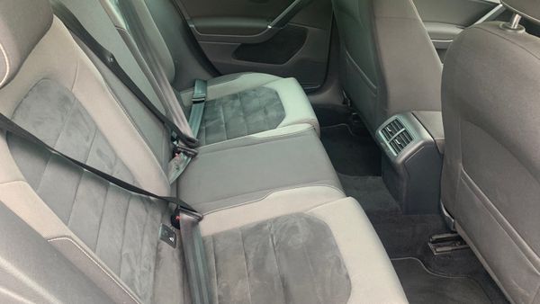 Volkswagen Golf 2015 355590983