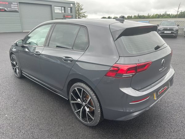 2022 (222) Volkswagen Golf Life 2.0 TDI -New Alloy 355592379