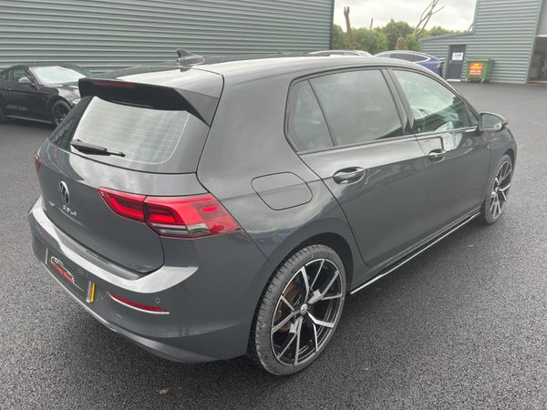 2022 (222) Volkswagen Golf Life 2.0 TDI -New Alloy 355592381