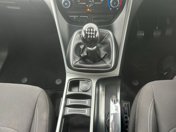 2017 (172) Ford Kuga Zetec 1.5 TDCI 355592544