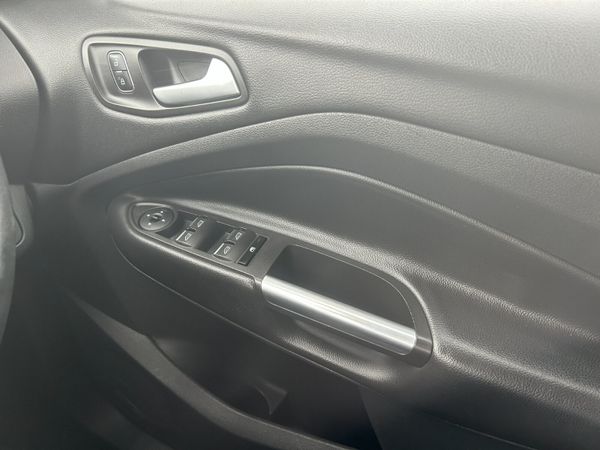 2017 (172) Ford Kuga Zetec 1.5 TDCI 355592541
